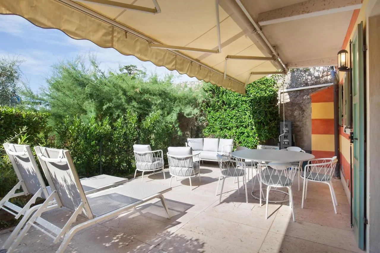 Turchese Apartment With Pool Torri Del Benaco Italie